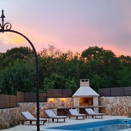 Villa Lulu Kamena Villa S Maslinikom Otok Krk Dobrinj Selo Gostinjac Krk Town Exterior foto