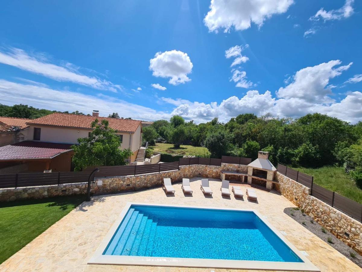 Villa Lulu Kamena Villa S Maslinikom Otok Krk Dobrinj Selo Gostinjac Krk Town Exterior foto