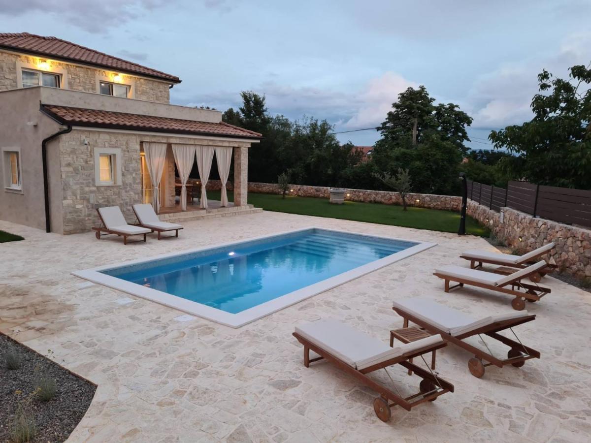 Villa Lulu Kamena Villa S Maslinikom Otok Krk Dobrinj Selo Gostinjac Krk Town Exterior foto