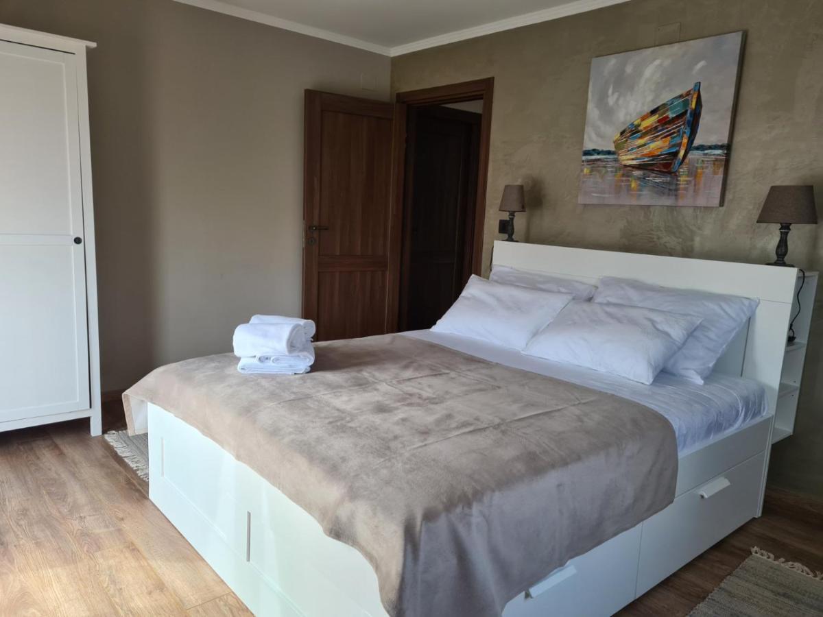 Villa Lulu Kamena Villa S Maslinikom Otok Krk Dobrinj Selo Gostinjac Krk Town Exterior foto