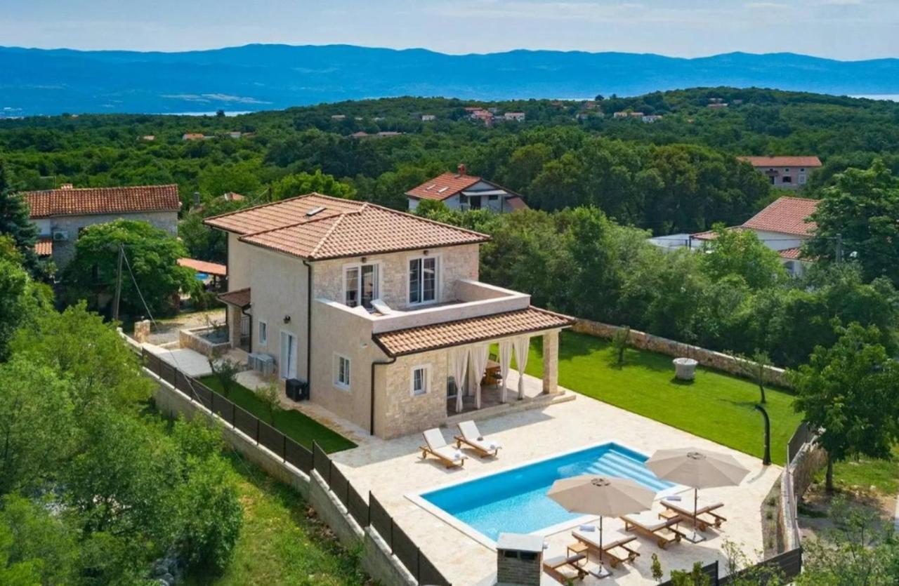 Villa Lulu Kamena Villa S Maslinikom Otok Krk Dobrinj Selo Gostinjac Krk Town Exterior foto